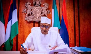 Buhari Ya Dakatar Da Shirin Cire Tallafin Man Fetur Sai Yanda Ya  Yi