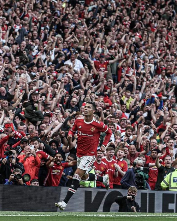 Mahaifiyar Ronaldo ta fashe da kuka bayan da zura ƙwallo a Manchester