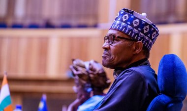 Buhari Ya Sanya Hannu Kan Dokar Zabe, Ya Kuma Sanarda Majalisa Abin Da Yake Son Ta Yi   