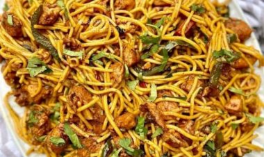 YADDA ZA KI HAƊA FRIED SPAGHETTI TA ZAMANI 