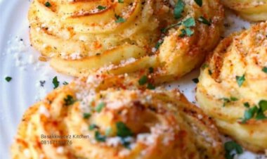 DAY 11 @RAMADAN: HOW TO MAKE A MOST DELICIOUS DUCHESS POTATOES