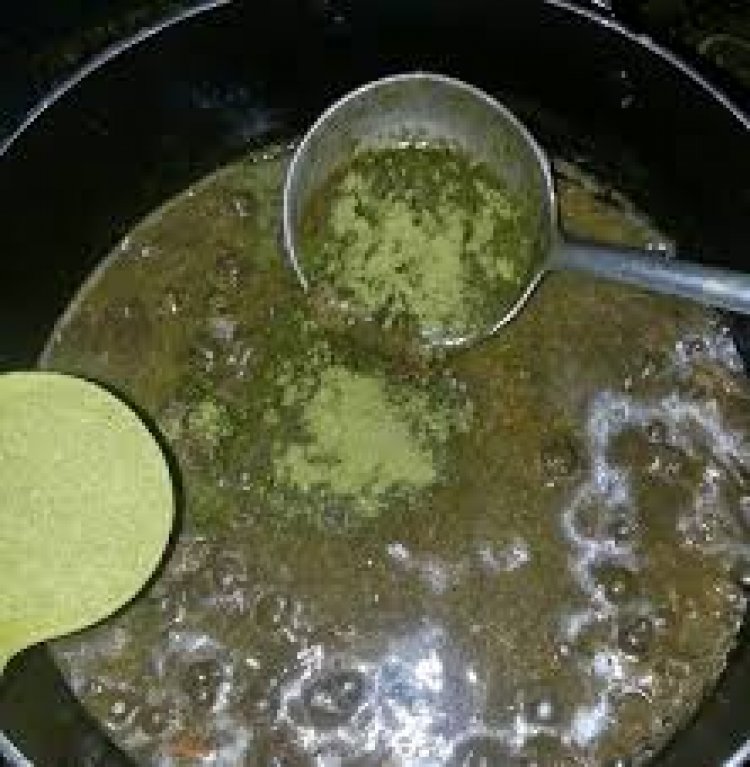 Mutanen  Gida ɗaya su 6 sun Mutu Bayan cin Abincin da ake Zargin Tsaka-Tsaka Ta Saka Bakinta