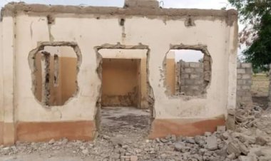 Dubun Wani Matashi Da Ya Kware Rufin Masallaci Ta Cika A  Jigawa