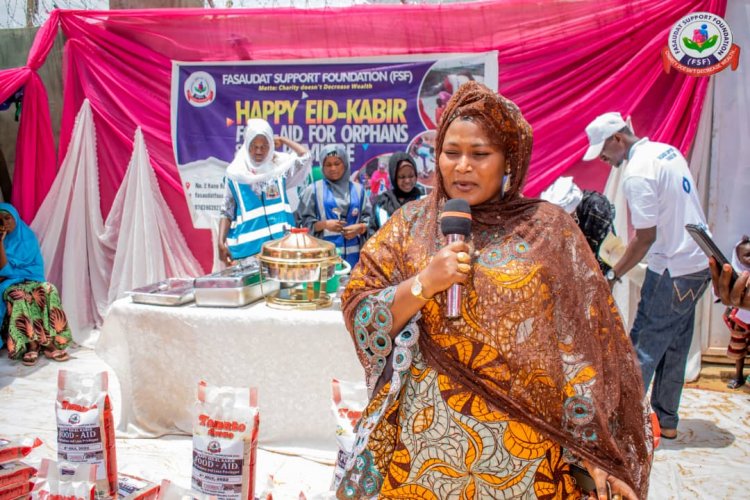 Uwar Marayu Fatima Maigari  Ta Gudanar Da Bikin Sallah Da 'Ya'yanta A Sakkwato