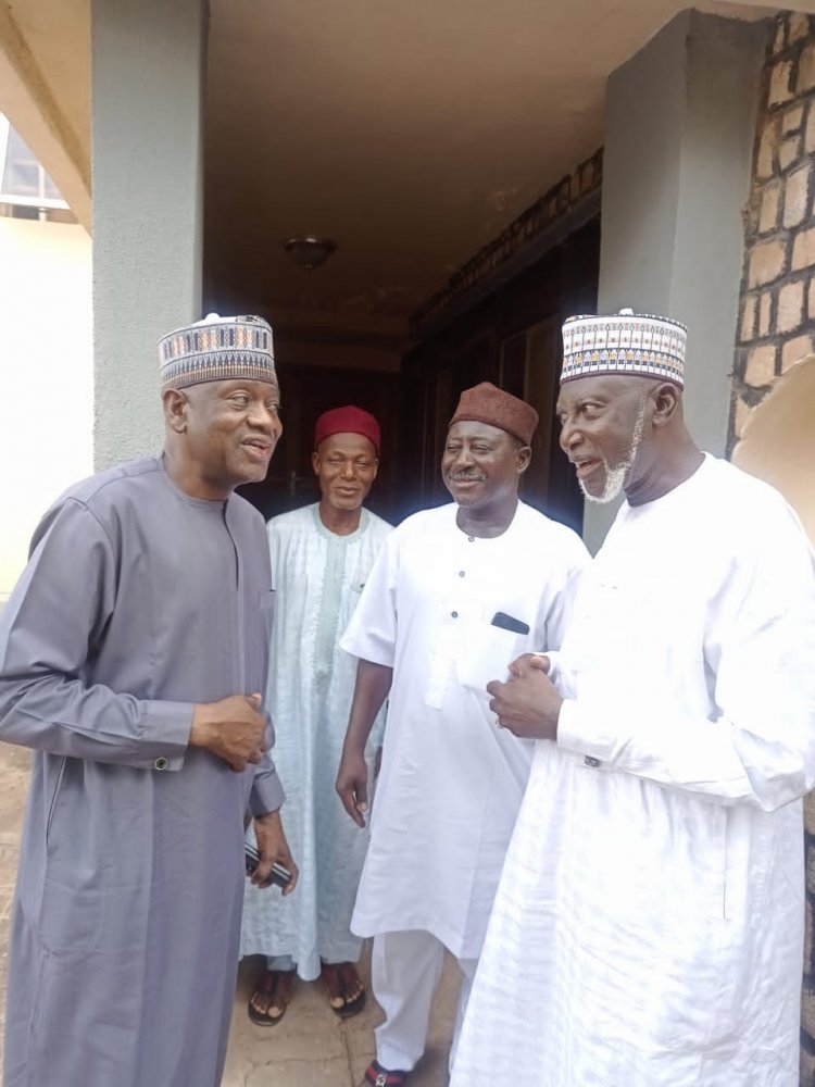 Abuja-Kaduna Train Attack; Governo Sani  Sympathises With The Gen. Idris  Over The Abduction Of His Son, Inlaw, Grandchildren