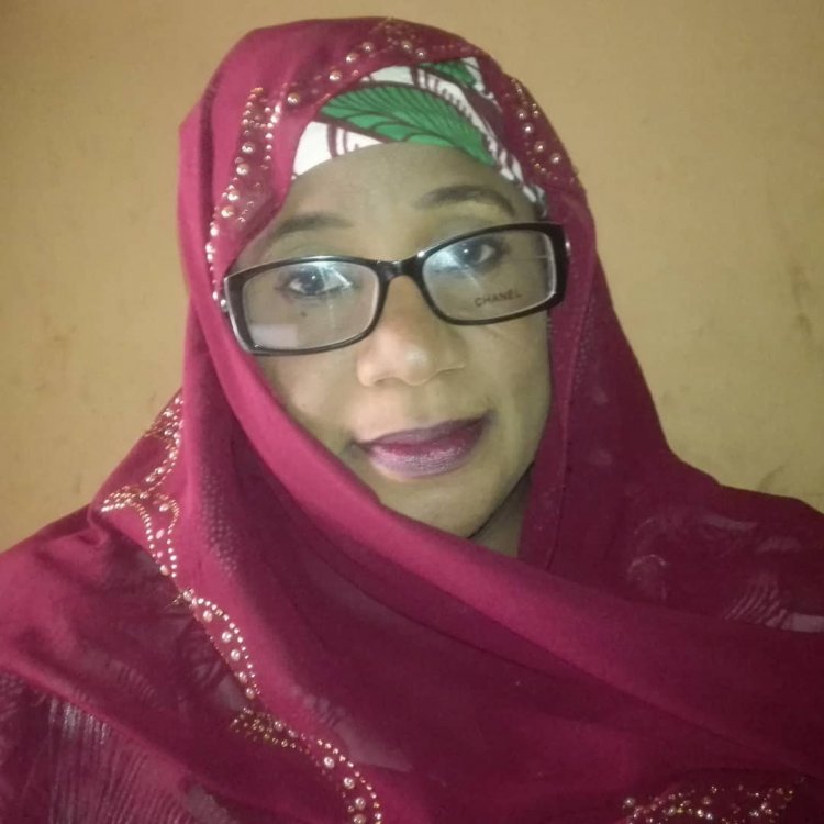 Canja sheƙa: Mun Karɓi Kurame Da 'Yan Gudun Hijira a PDP----Uwani Hamsal