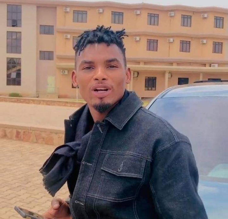 Ina Amsar Wayar Masoyana Sama Da Dubu Biyu A Rana Ɗaya---Mawaƙi Kawu Ɗan Sarki