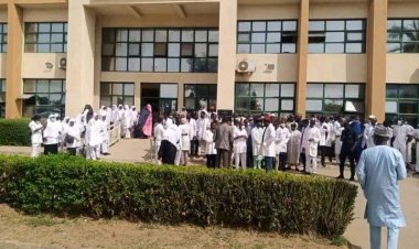 Kina fama da ciwon bayan bayan tiyatar ciro jariri? 