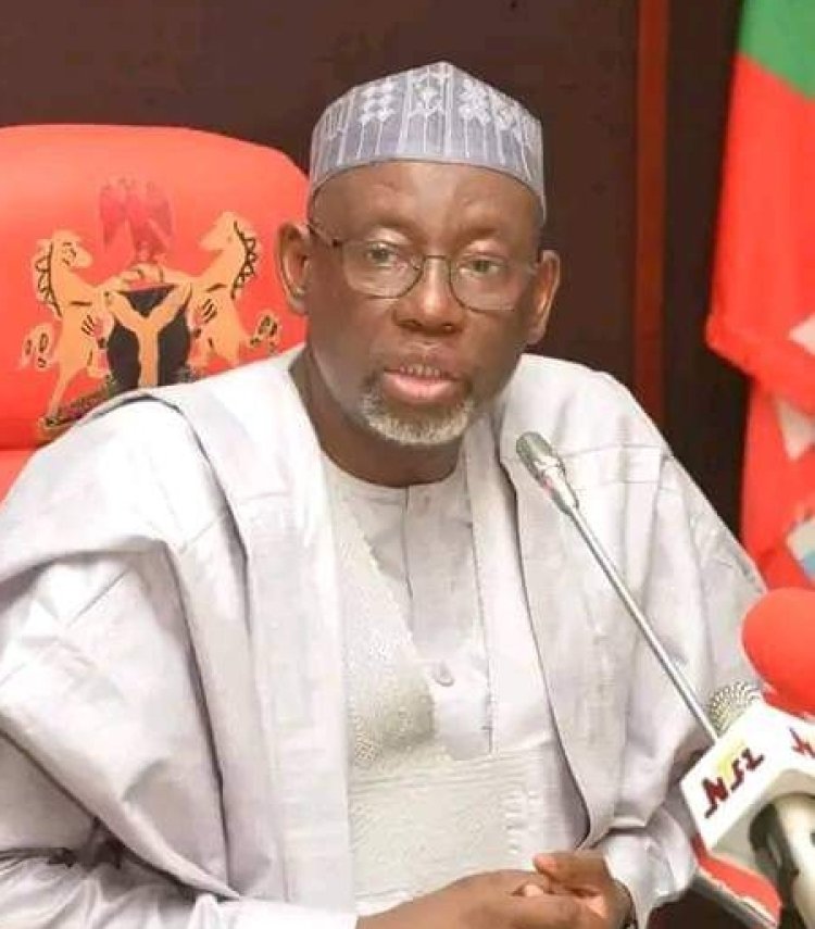 Mutum 14 Sun Mutu a Haɗarin Mota a Jigawa