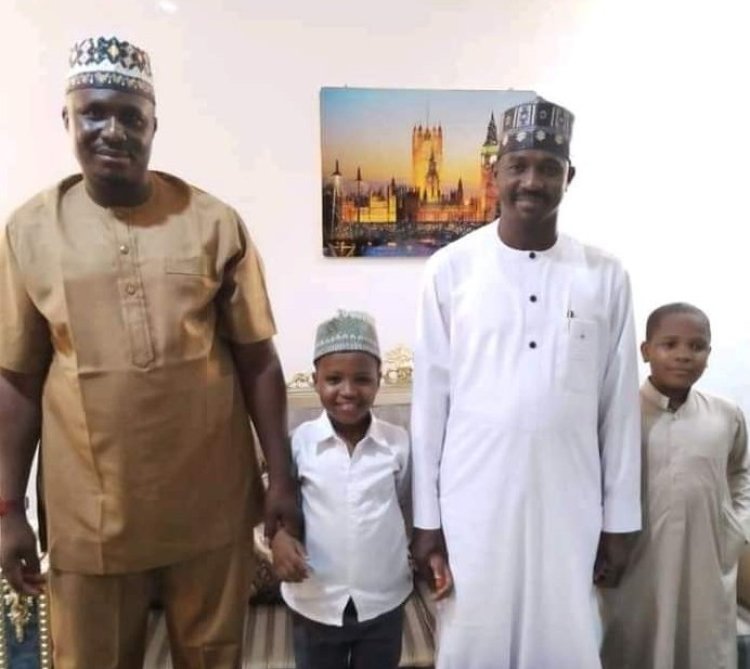 Ni Da Gwamna Mun Tattauna Wasu Dubaru Da Za Mu Bi Don Kawo Zaman Lafiya a Gabascin Sakkwato----Sanata Lamido