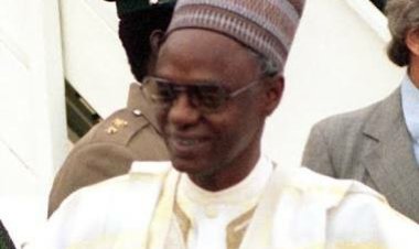 Shagari Baya Bukatar Gwamnatin Sakkwato Ta Sake Gina Masa Gidansa Da Ya Kone Sai Dai