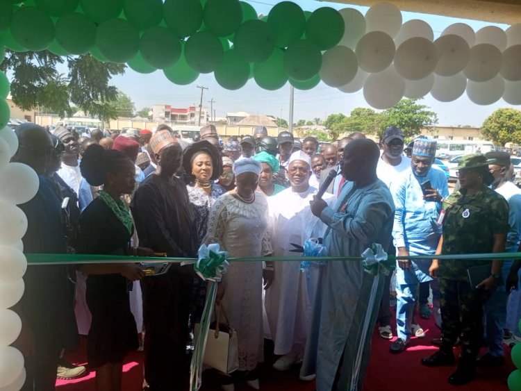 Oyo distributes 96 laptops to EMIS offices in 33 LGA