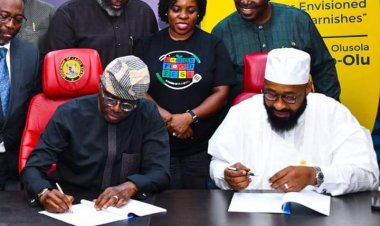 Rashin Girmama Shugabanci: Wata Jihar Arewa, Gwamna da Mataimaki Sun Tafi Hajji