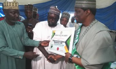 NANS, AYFL confer 'Icon for Humanitarian Service' award on Ibrahim Ridwan