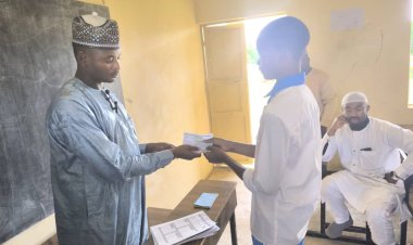 Philanthropist offers scholarship to 21 College of Health students in Zamfara 
