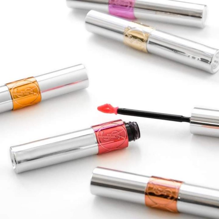 Essence Of Kiss Lip Oil