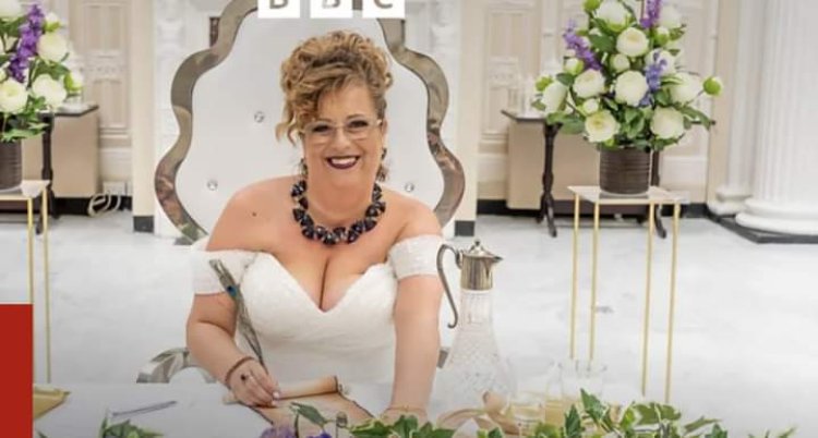 Matar da ta auri kan ta ta yi murnar cika shekara ɗaya da bikin auren ta